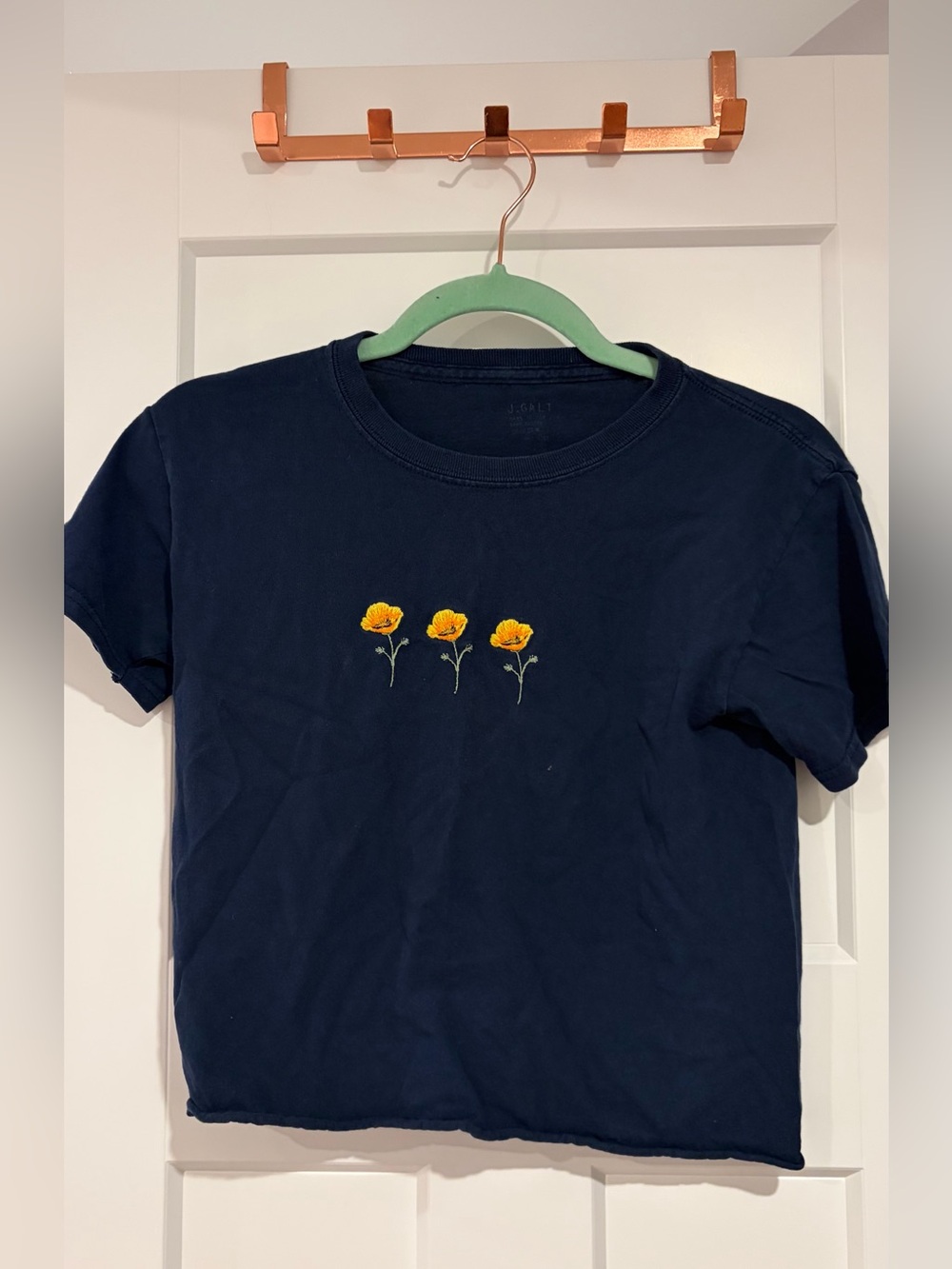 John Galt Navy Floral Embroidered T-Shirt 💙🌼